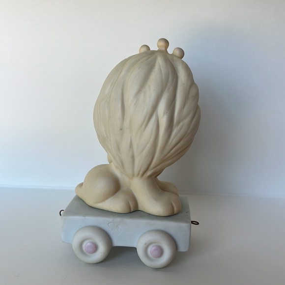 Precious Moments-Birthday Train-This Day Is Something To Roar-Age 5 - Picture 3 of 5